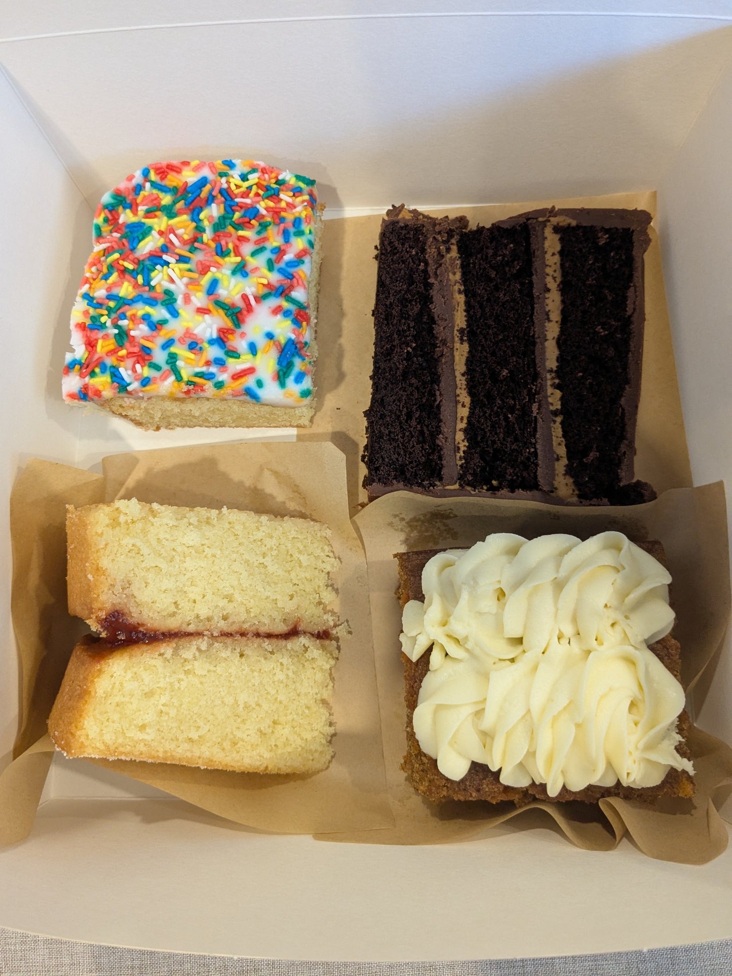 4 piece cake selection box